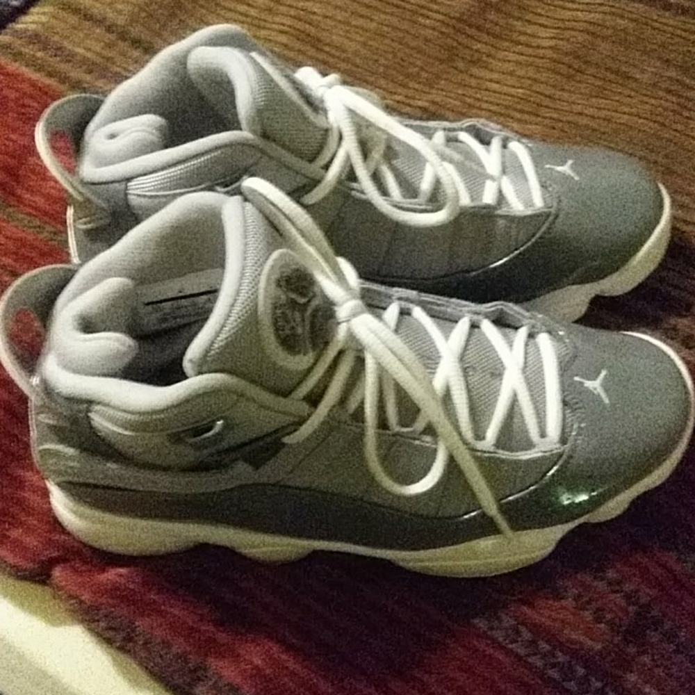 Jordan six rings
